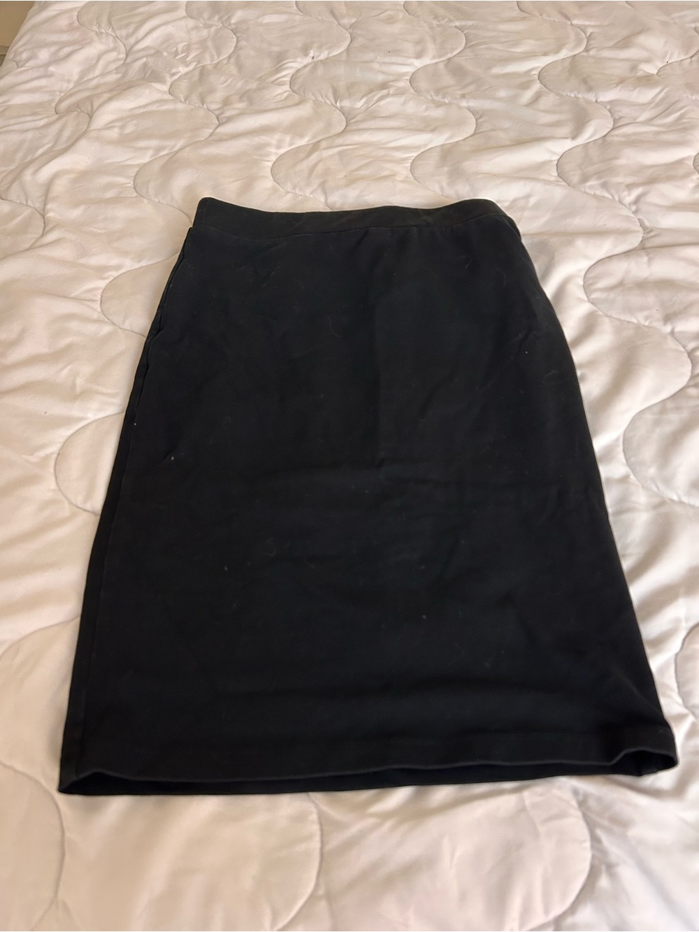 Forever 21 Black Pencil Skirt - Sleek Workwear Staple